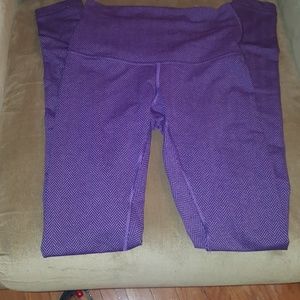 Lululemon wunder under